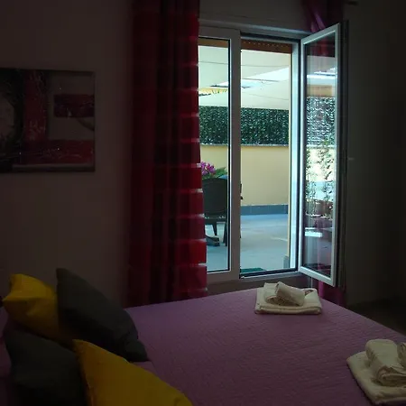 Chroma Italy - Chroma Marconi Affittacamere Roma